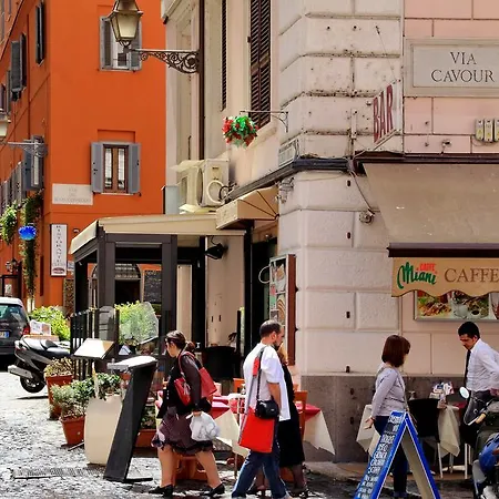 Elegant Vibia 300 Mt From Colosseum Apartment