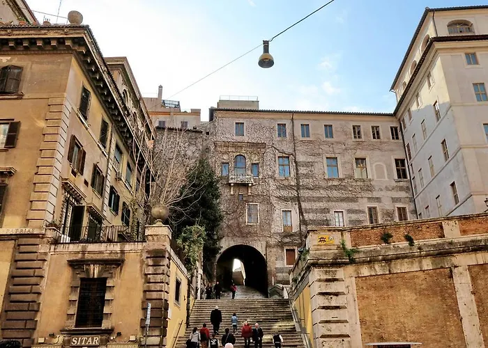 Elegant Vibia 300 Mt From Colosseum * 罗马